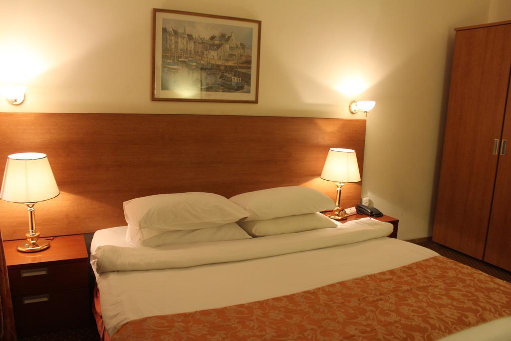 Al Fanar Palace Hotel And Suites Amman Exterior photo